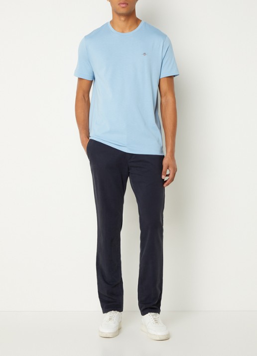 Gant Reg Shield t-shirt met logo - voorkant 2 lichtblauw