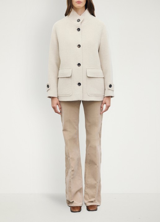 Gerard Darel Alay korte mantel in wolblend met klepzakken - voorkant 5 gebroken wit