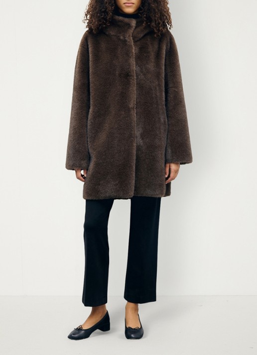 Gerard Darel Amy jas van imitatiebont met capuchon - detail naturel