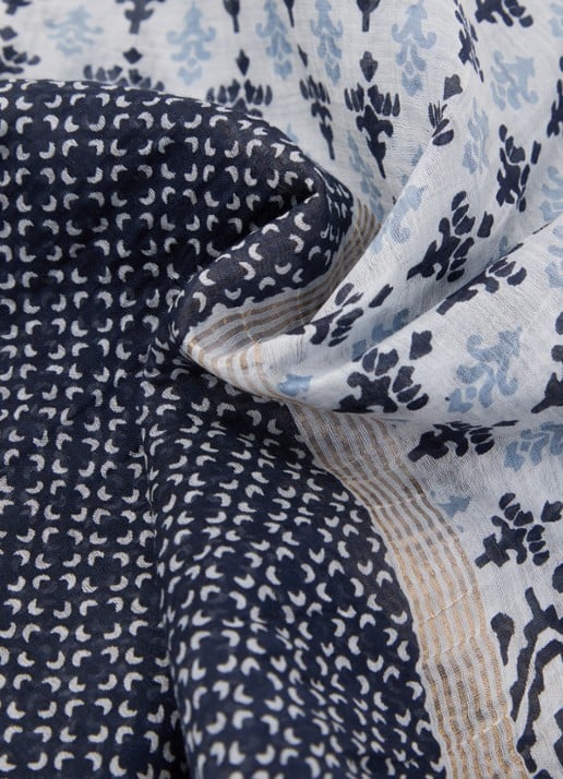 Gerard Darel Dalma sjaal in zijdeblend 70 x 180 cm  - detail 3 blauw