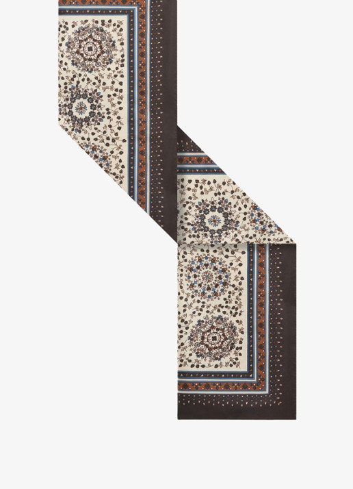Gerard Darel Sabine sjaal van zijde met bloemenprint - detail creme