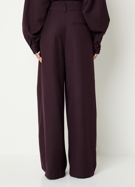 Gestuz Chany high waist wide fit pantalon met steekzakken - achterkant kastanjebruin