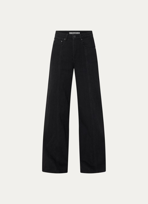 Gestuz Nanetta high waist flared fit jeans met gekleurde wassing
