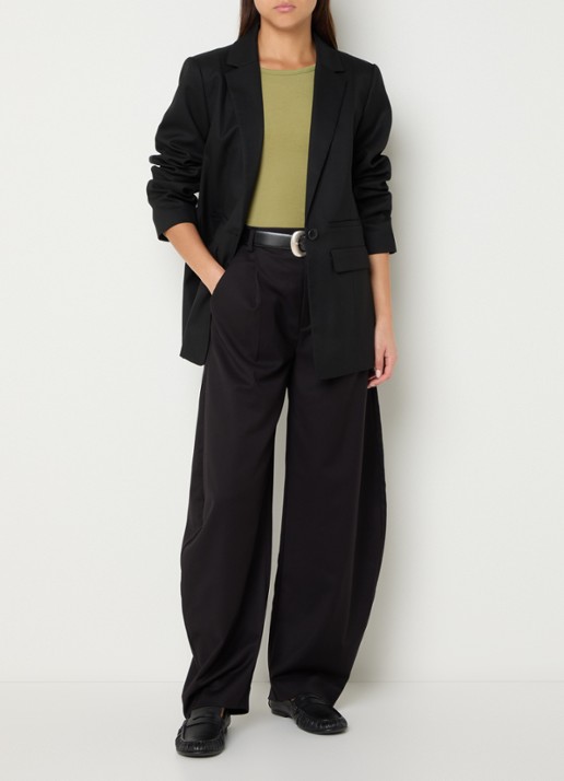 Gestuz Paula blazer met klepzakken - voorkant 3 zwart
