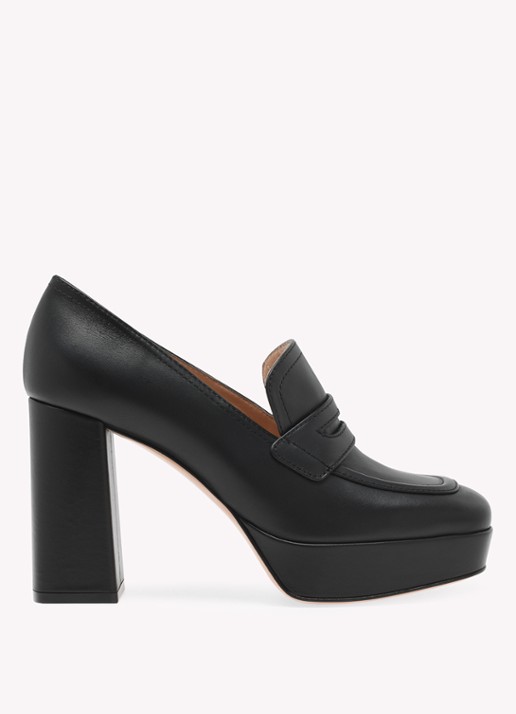Gianvito Rossi Rouen pump van kalfsleer - voorkant zwart