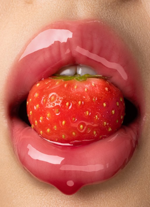 Gisou Honey Infused Lip Oil - lipolie - detail 4 strawberry sorbet