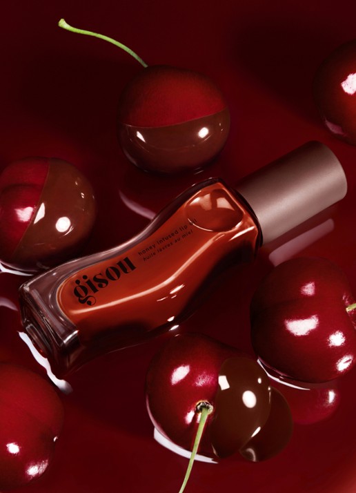 Gisou Honey Infused Lip Oil - lipolie - detail 8 cherry chocolate