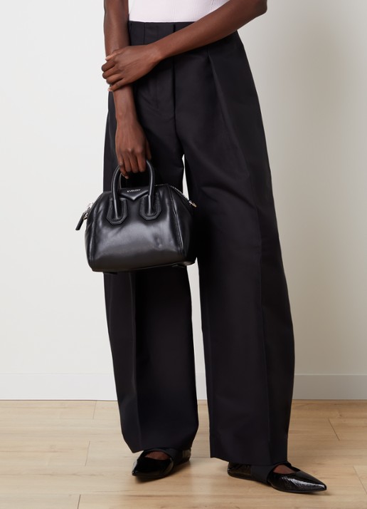 Givenchy Antigona Bomber handtas van kalfsleer - voorkant 3 zwart