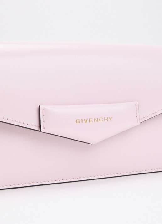 Givenchy Antigona clutch van kalfsleer met afneembare schouderriem - detail 4 lichtroze