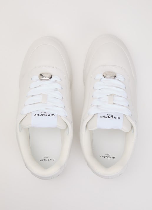 Givenchy Puffy Yard sneaker van lamsleer - detail 2 wit
