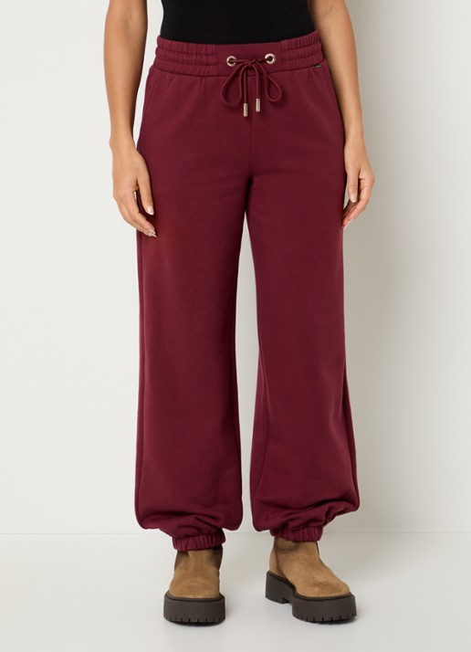 Goldbergh Luma high waist tapered fit joggingbroek met steekzakken - detail bordeauxrood
