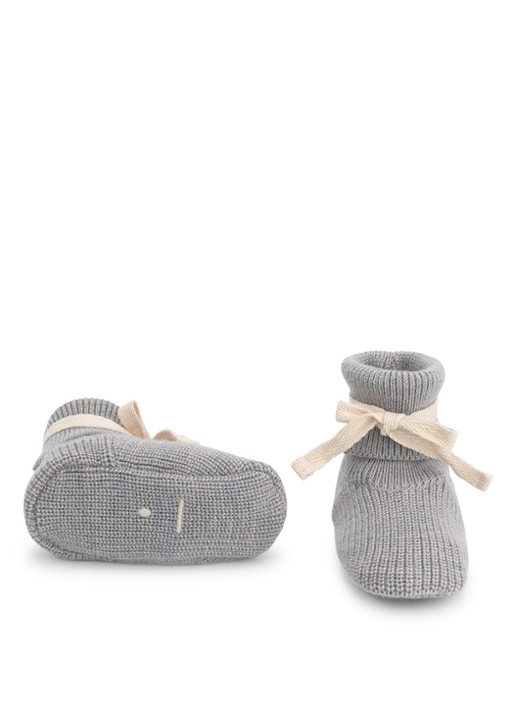 Gray Label Grofgebreide babyslofje van wol - voorkant 2 grijsmele