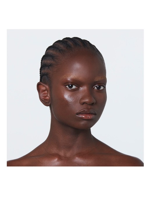 Gucci Eclat de Beauté Effet Lumiere - glanzende make-up finish - detail 4 transparant