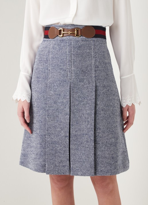 Gucci Mini plooirok van bouclé met gesp - detail 4 blauw
