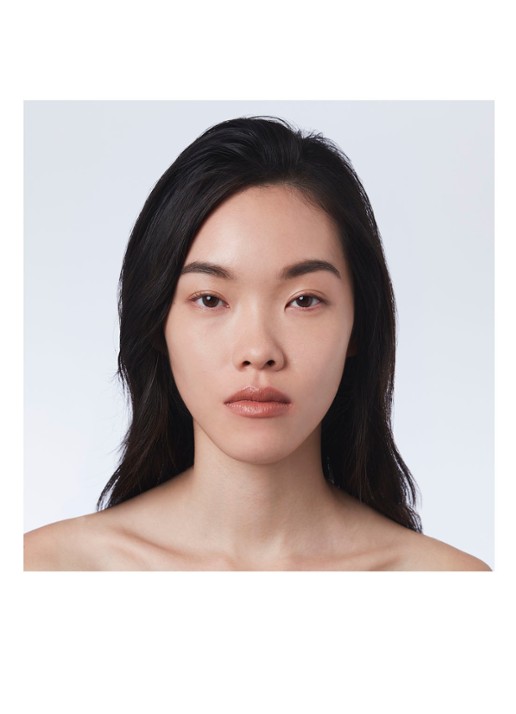 Gucci Rouge à Lèvres Satin - lipstick  - detail 7 104 penny beige