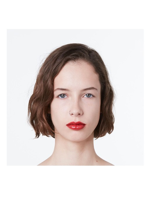 Gucci Rouge de Beauté Brillant Glow en Care - lipstick - detail 5 25 goldie red