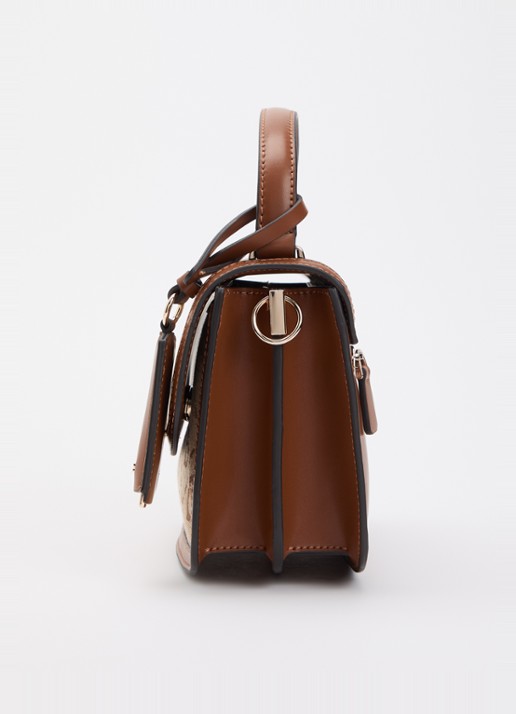 GUESS Audrey crossbodytas met logoprint en afneembare schouderriem  - detail 3 bruin
