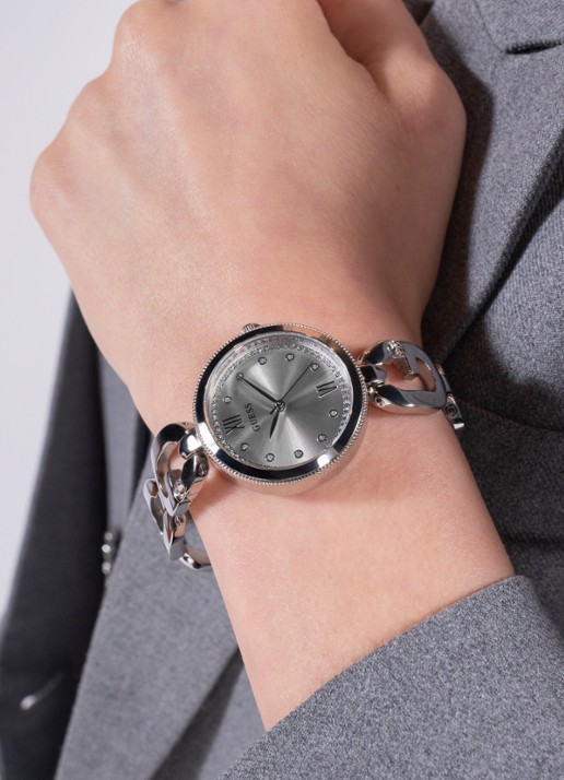 GUESS Empower horloge GW0759L1 - voorkant 5 zilver