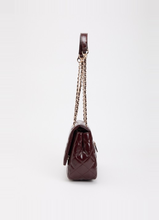 GUESS Juliet crossbodytas met quilt patroon - detail 4 bordeauxrood