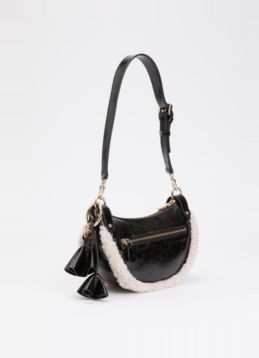 GUESS Katie schoudertas met glanzende finish en afneembare schouderriem - achterkant 2 zwart