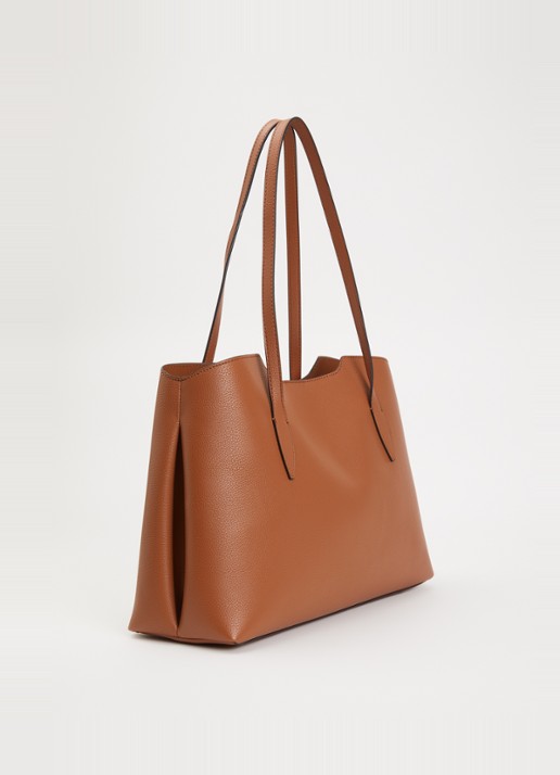 GUESS Melody schoudertas met uitneembaar etui en tasbedel  - achterkant 5 kastanjebruin