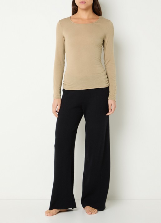 Hanro Long sleeve in wolblend met boothals - voorkant 2 camel