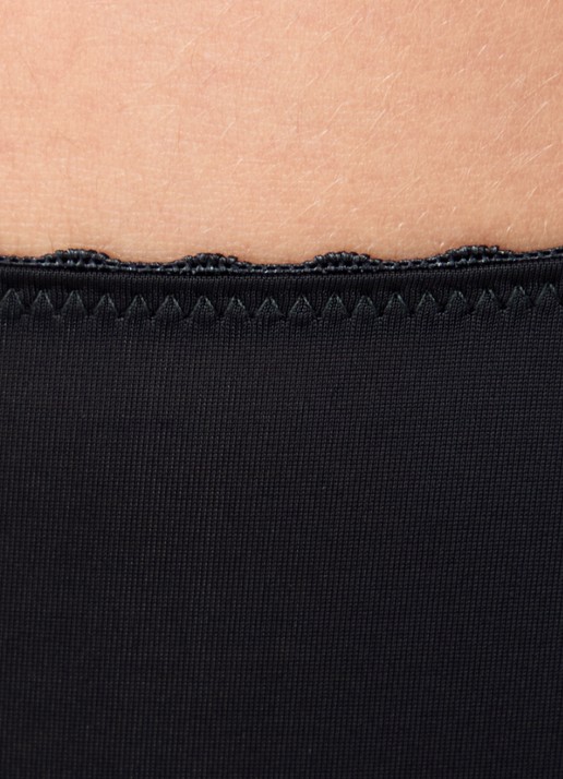 Hanro Satin Deluxe slip - detail 4 zwart