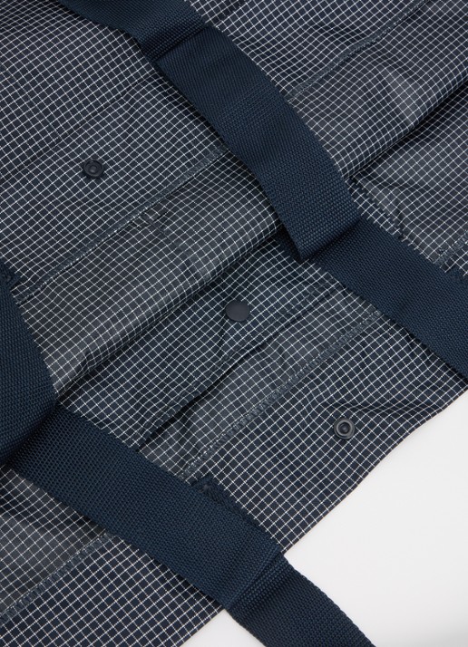 Hay Grid M weekendtas met ruitdessin - detail donkerblauw