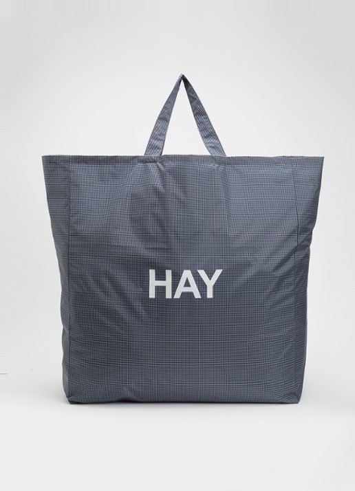 Hay Grid XL shopper met ruitdessin en logo - voorkant 2 donkerblauw