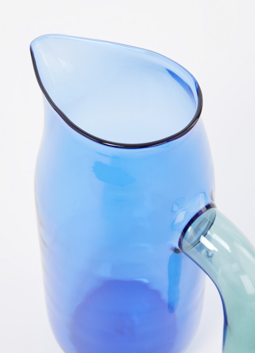 Hay Jug XL karaf 1,5 liter - voorkant 2 kobaltblauw