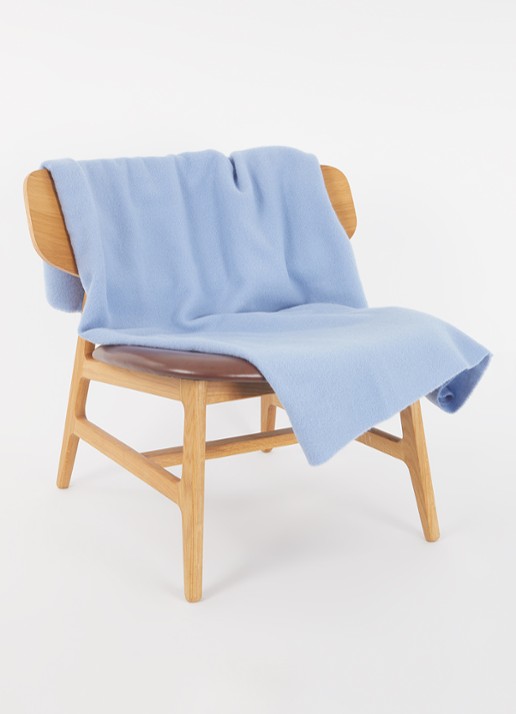 Hay Mono plaid van wol 130 x 180 cm - voorkant 3 lichtblauw