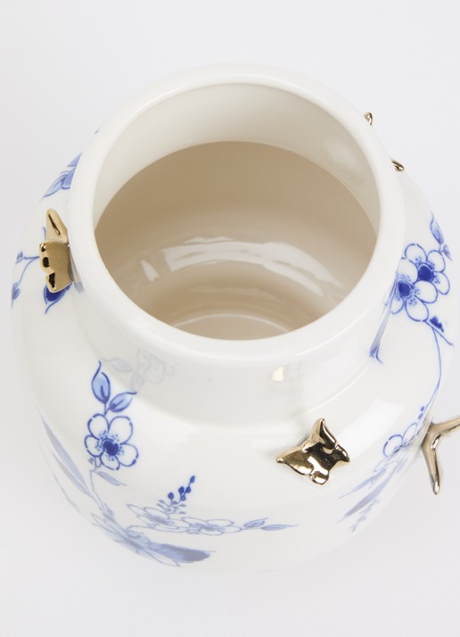 Heinen Delfts Blauw 3D Vlindergoud vaas 17 cm  - detail wit