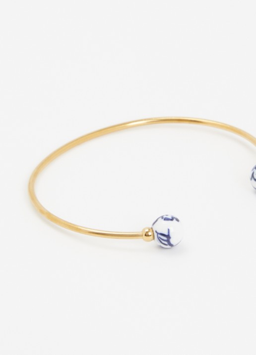 Heinen Delfts Blauw Bloem bangle - voorkant 2 goud