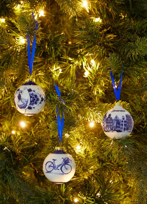 Heinen Delfts Blauw Fiets kerstbal 7 cm - voorkant 3 blauw