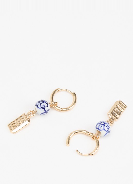 Heinen Delfts Blauw Huisje oorringen met hanger - detail goud