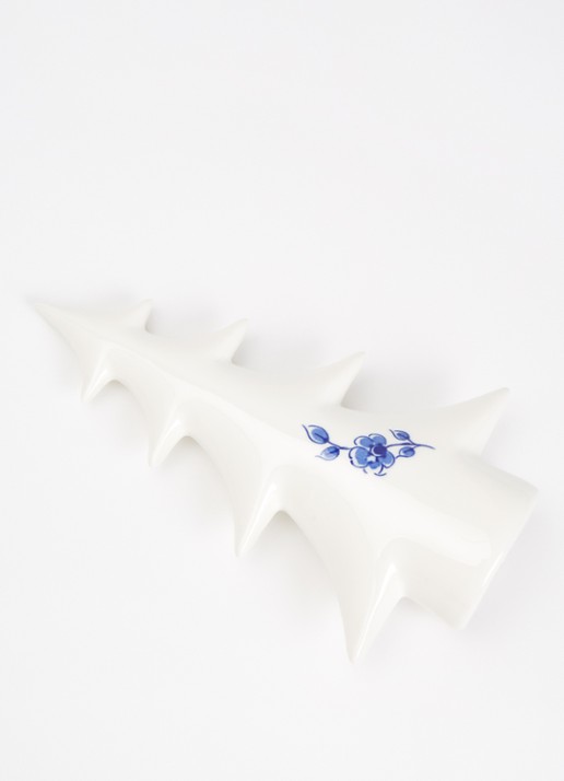 Heinen Delfts Blauw Kerstboom medium kerstornament 21,5 cm - voorkant 2 gebroken wit