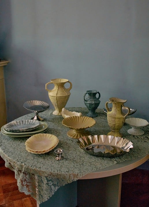 HKliving New Classics vaas - detail 2 beige