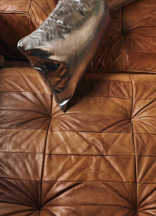 HKliving Sierkussen 60 x 35 cm - detail 2 zilver