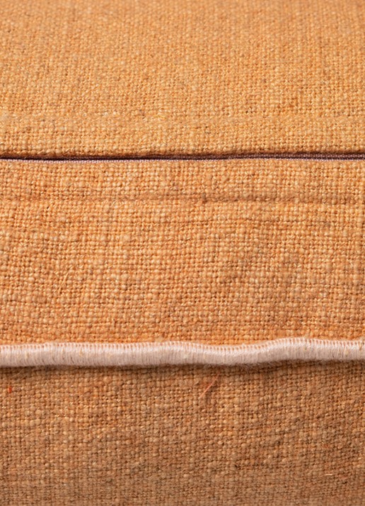 HKliving Spicy Ginger sierkussen 60 x 35 cm - detail oranjebruin
