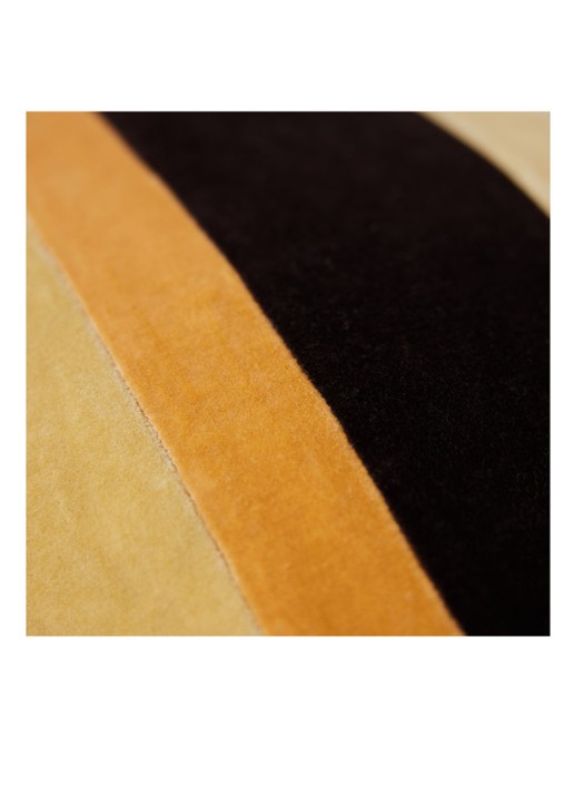 HKliving Striped sierkussen 60 x 35 cm - detail 5 abrikoos