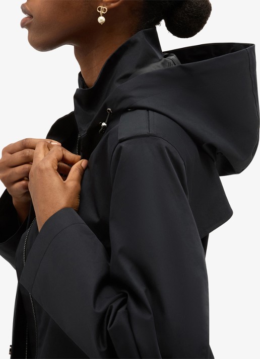 Hobbs Felicia regenjas met capuchon en steekzakken - detail 6 donkerblauw