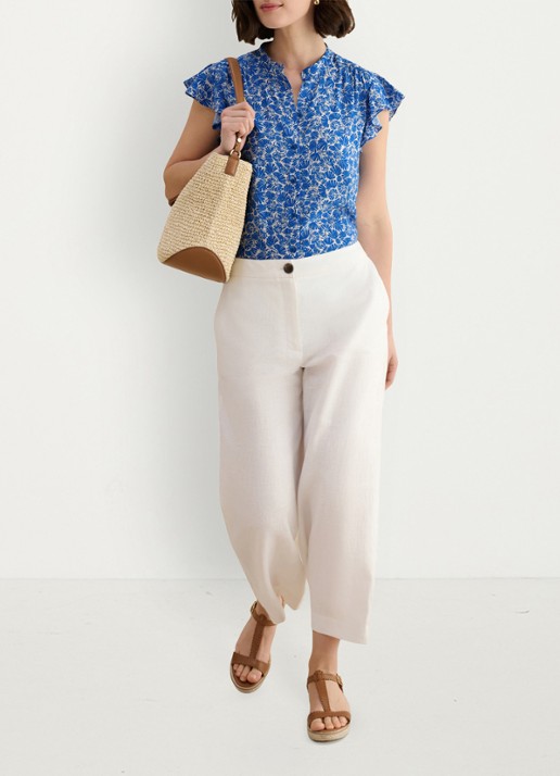 Hobbs Huda blouse met vlindermouw - voorkant 5 blauw