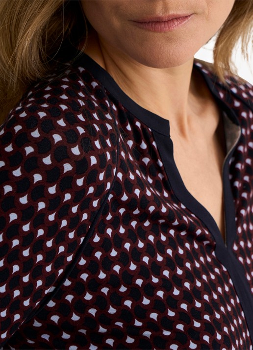 Hobbs Zelia tuniek met grafische print  - detail 3 bordeauxrood