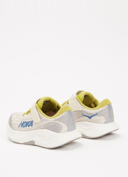 HOKA Rincon 4 hardloopschoen met gebreid bovenwerk en logo - achterkant 4 lichtgrijs