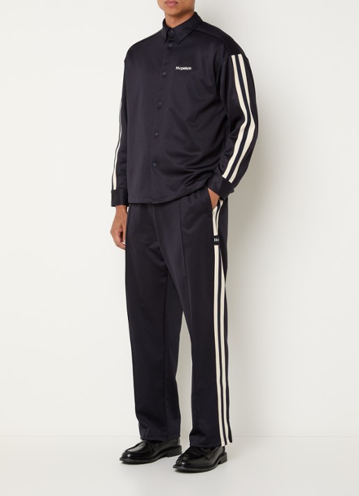 Hopeium Straight fit trackpants met ritszakken en logo - voorkant 2 zwart