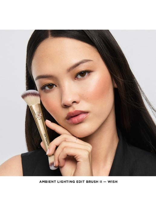 Hourglass AMBIENT™ Lighting Edit Brush II - make-up kwast - achterkant wish