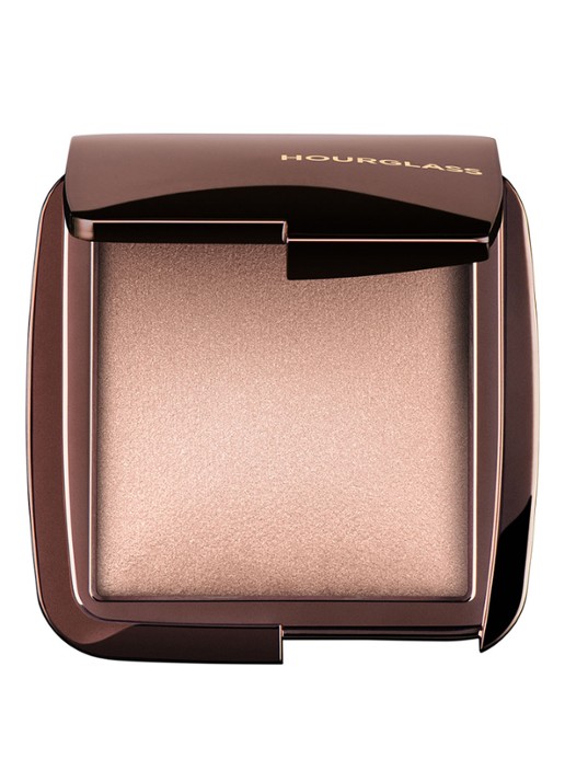 Hourglass AMBIENT™ Lightning Finishing powder - lichtreflecterend poeder - voorkant 6 luminous light