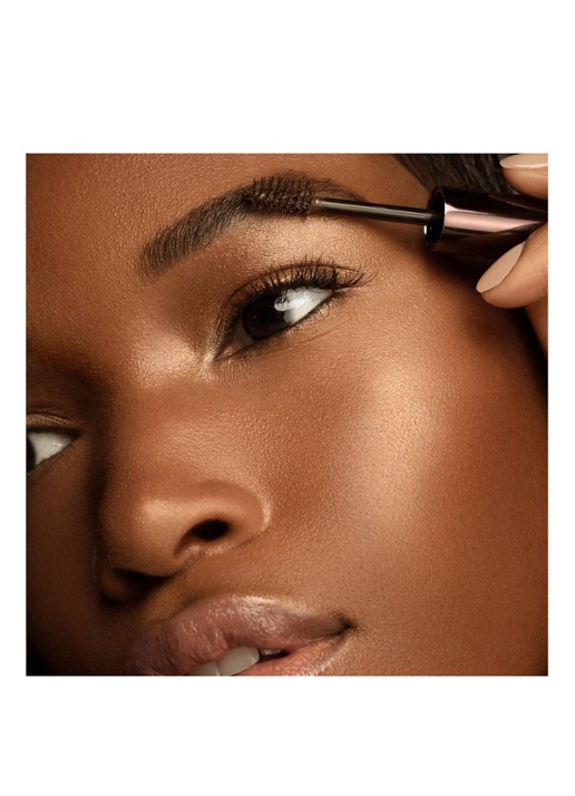 Hourglass Arch Brow Volumizing Fiber Gel - getinte wenkbrauwgel voor volume - voorkant 2 warm brunette