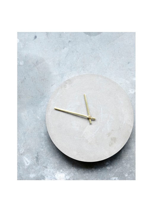 House Doctor Watch Concrete wandklok - voorkant 2 lichtgrijs