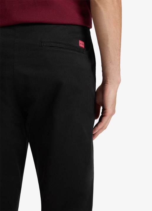 HUGO David slim fit chino met steekzakken - detail 5 black-001 / zwart